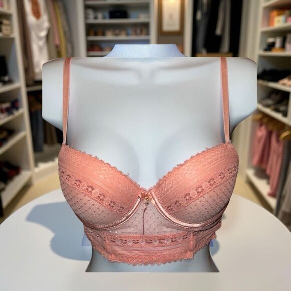 Daisy Fuentes Lace Plunge Peach Bra Size 34B - Picture 1 of 6